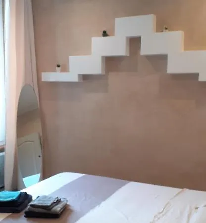 Spacieux T4 Plein Centre La Coupole 尼姆