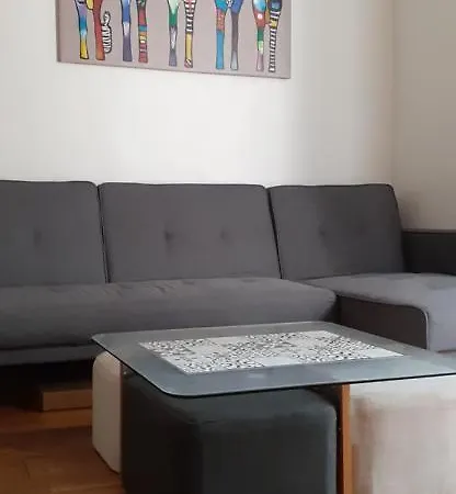 شقة Spacieux T4 Plein Centre La Coupole